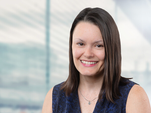 Sarah McMahon's headshot